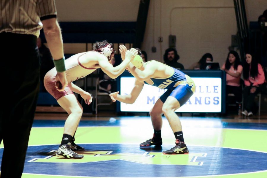 Manville Wrestling – Hoofprints